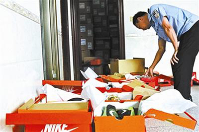 海淘名牌卻買(mǎi)來(lái)山寨貨:莆田高仿鞋物流造假虛構(gòu)海外發(fā)貨地(組圖)